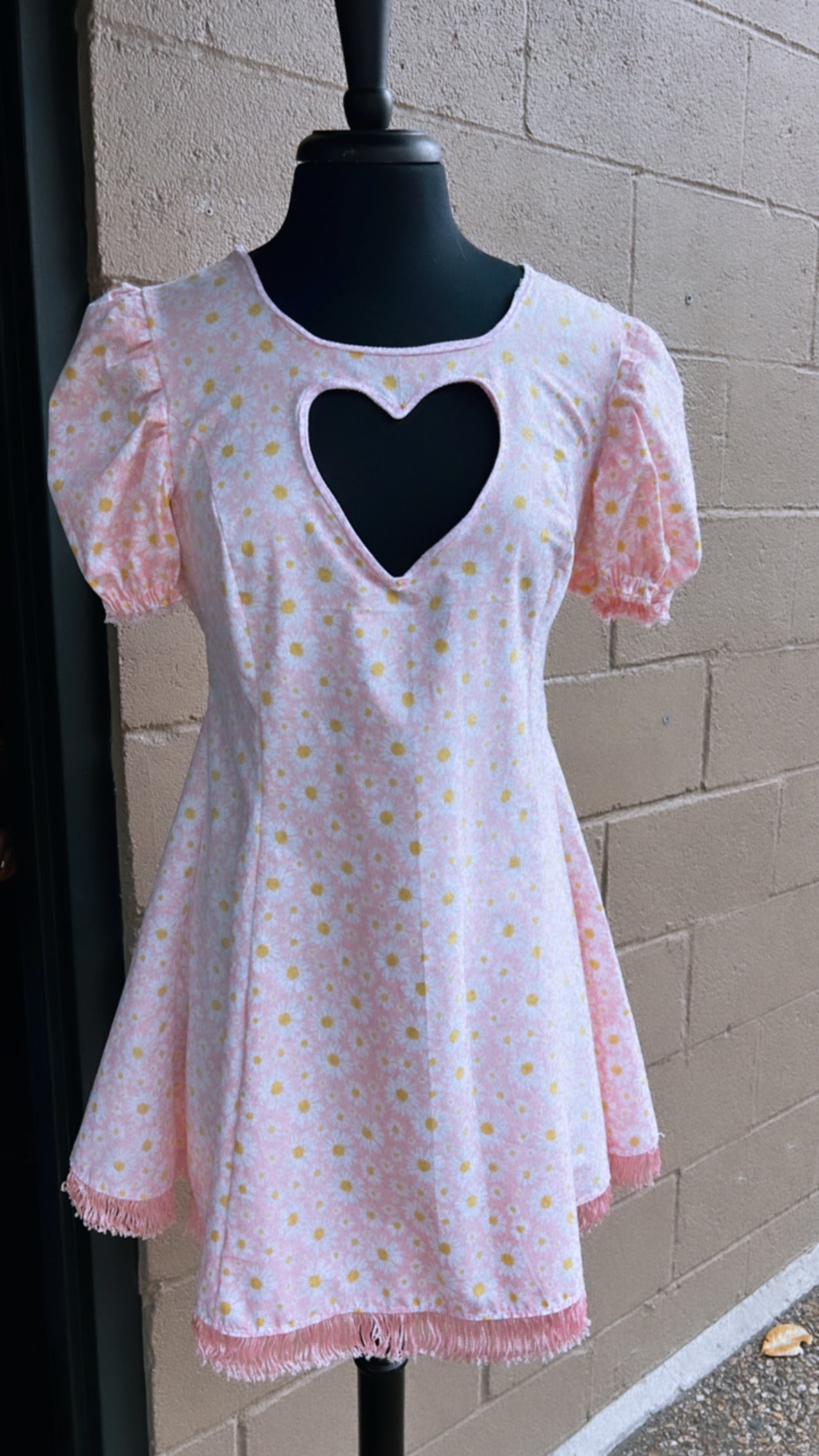 Sweetheart Heart Cutout Pink Daisy Sun Dress